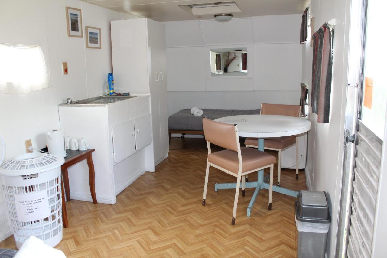 Batemans Bay Holiday Park & Hostel Exteriör bild