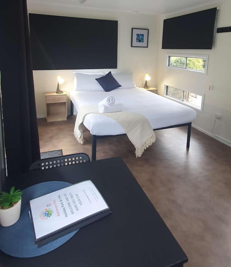 Batemans Bay Holiday Park & Hostel Exteriör bild