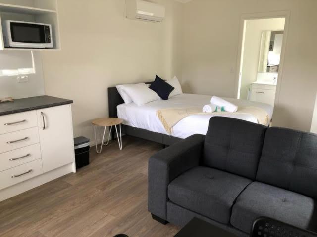 Batemans Bay Holiday Park & Hostel Exteriör bild