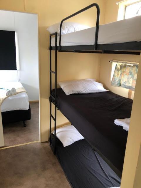 Batemans Bay Holiday Park & Hostel Exteriör bild