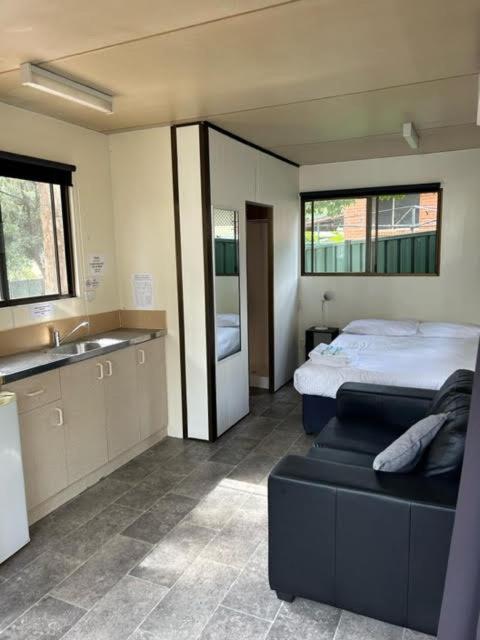 Batemans Bay Holiday Park & Hostel Exteriör bild